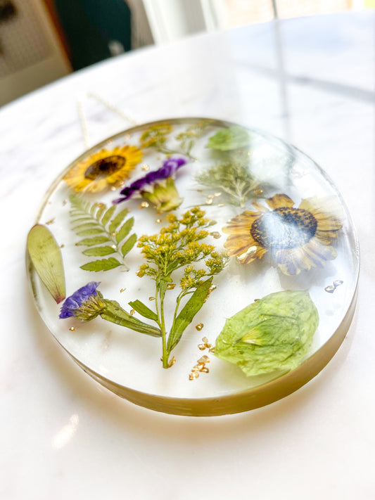 Oval 7.5x5inch Resin Wall Hanger