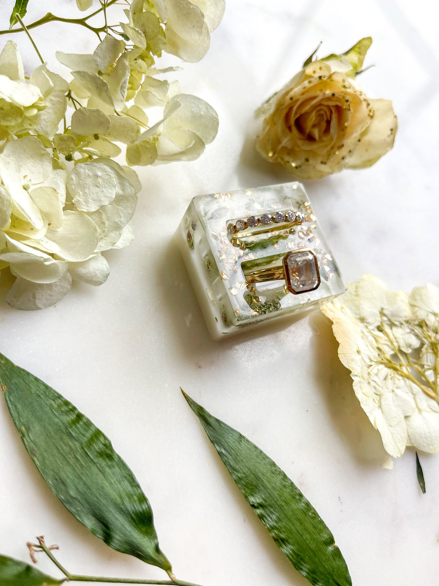 Resin Ring Holder