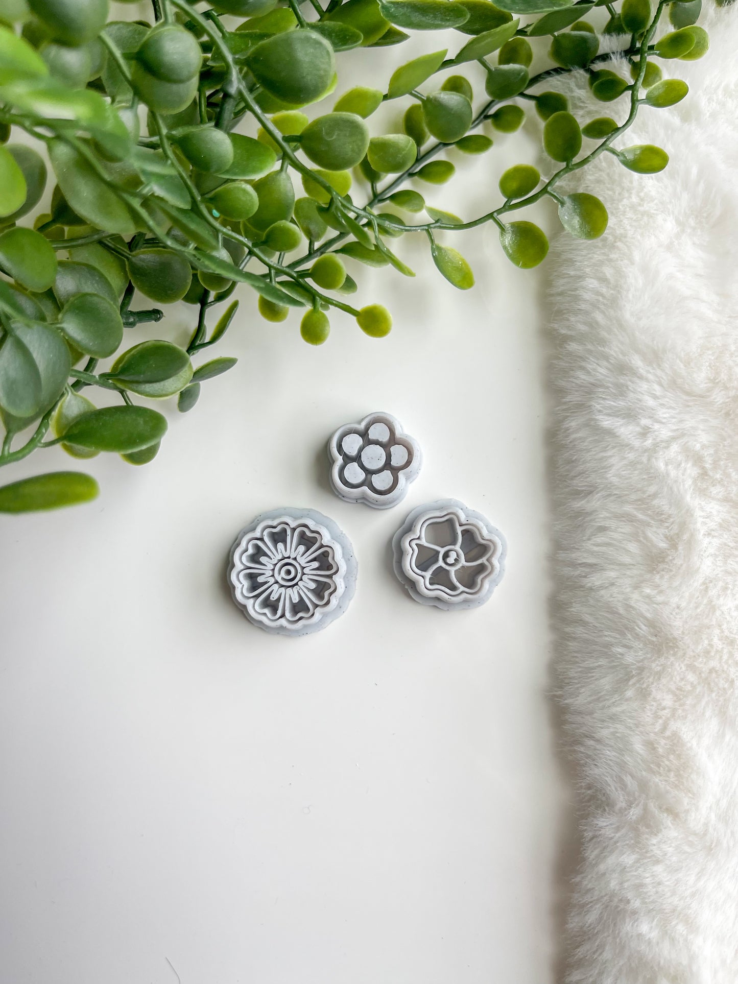 Detailed Smaller Flower Set