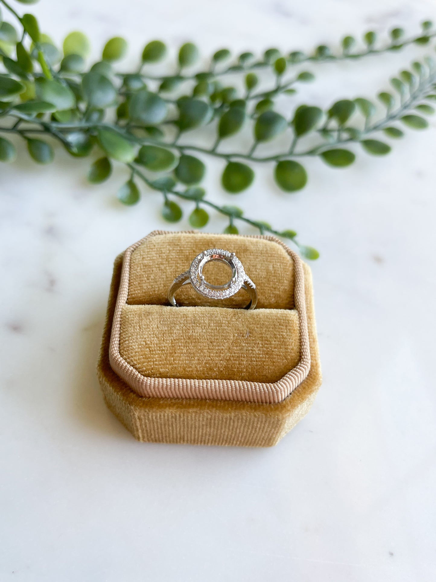 925 Sterling 8mm Round Halo Ring Band Accent