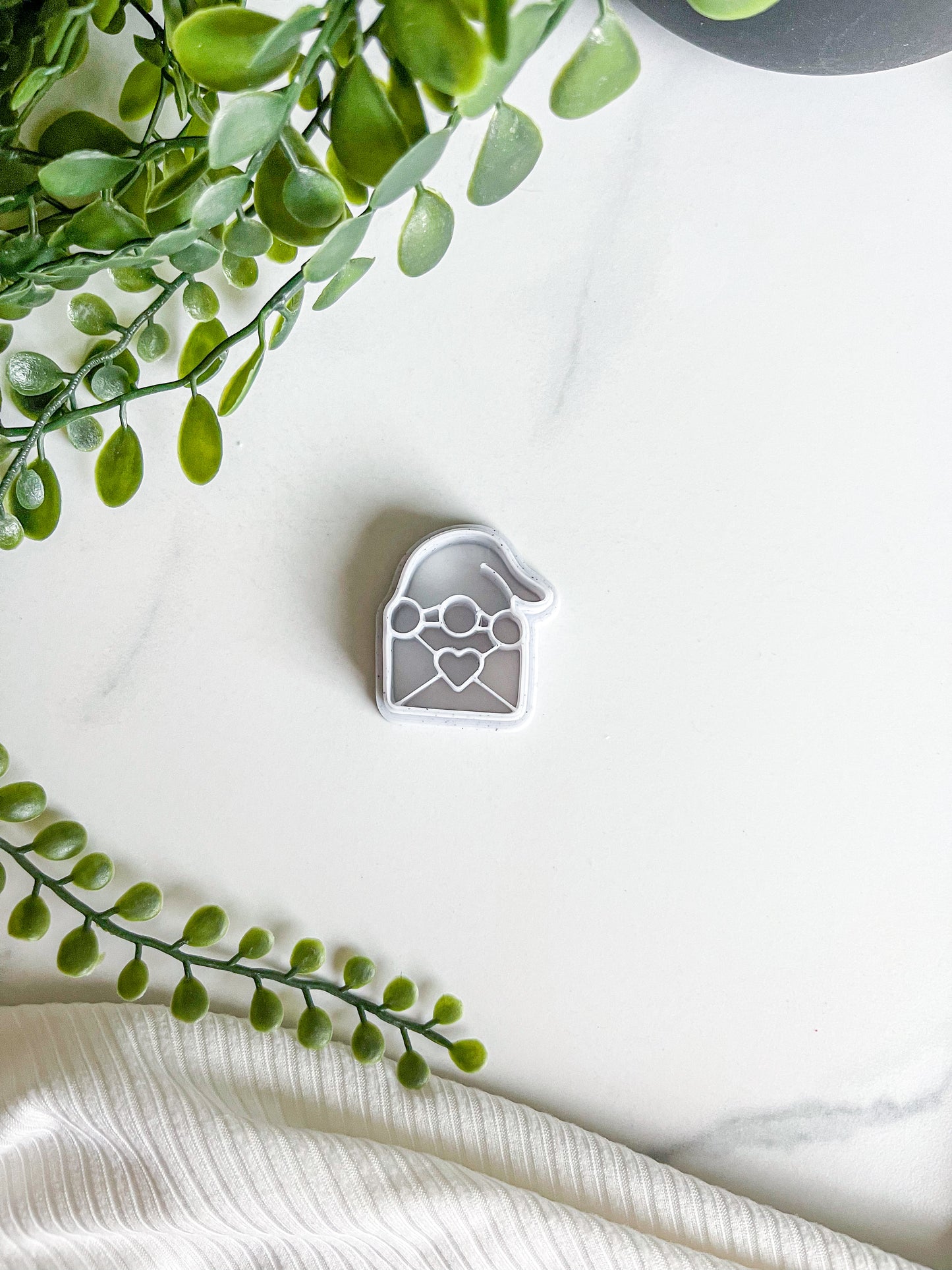 Gnome Love Letter Cutter
