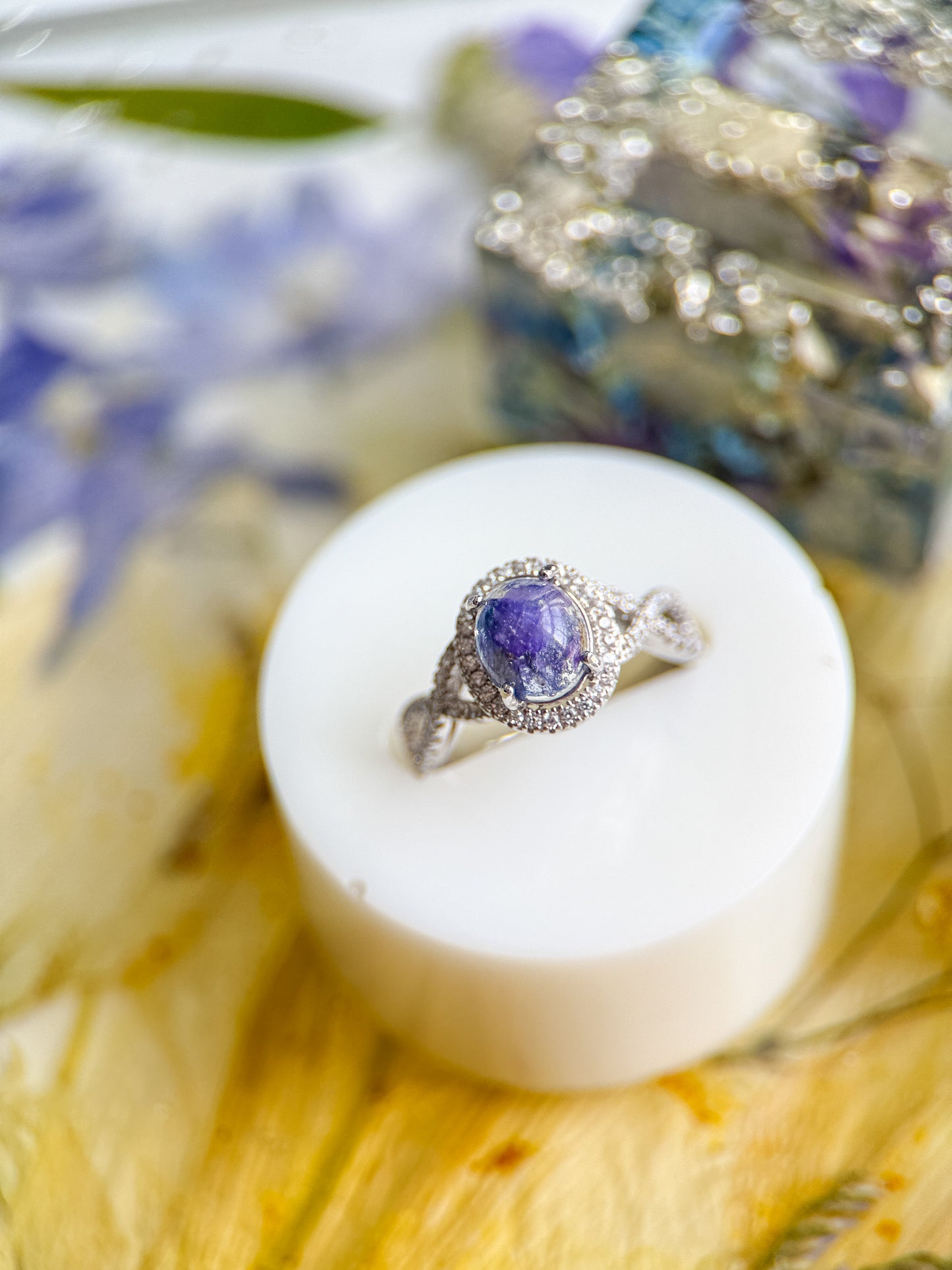 925 Sterling 7x9mm Oval Halo Ring