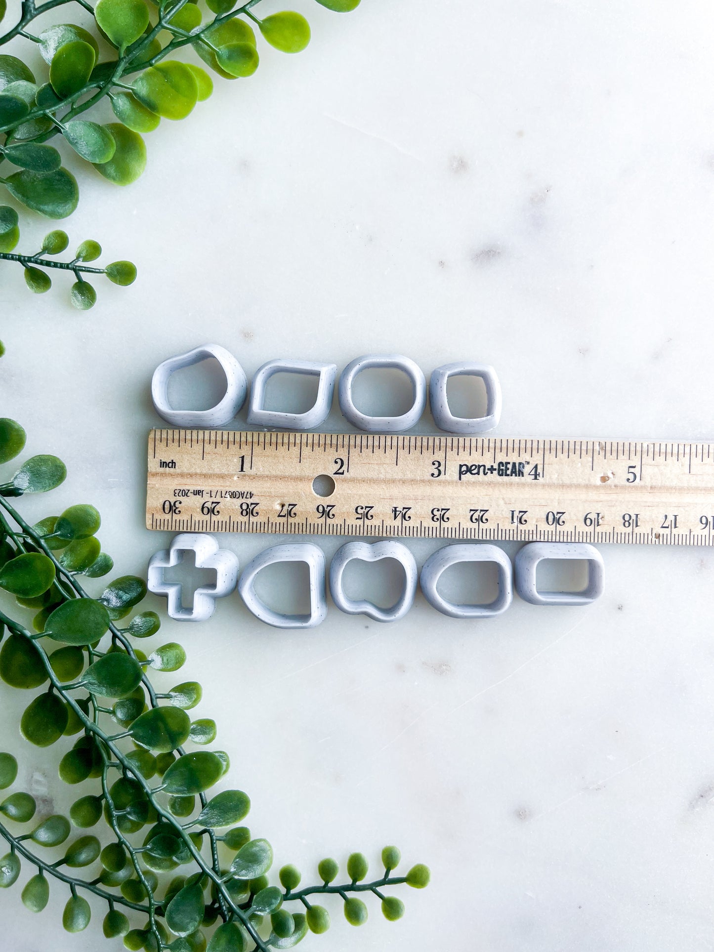 Favorite Shapes Studs 19mm