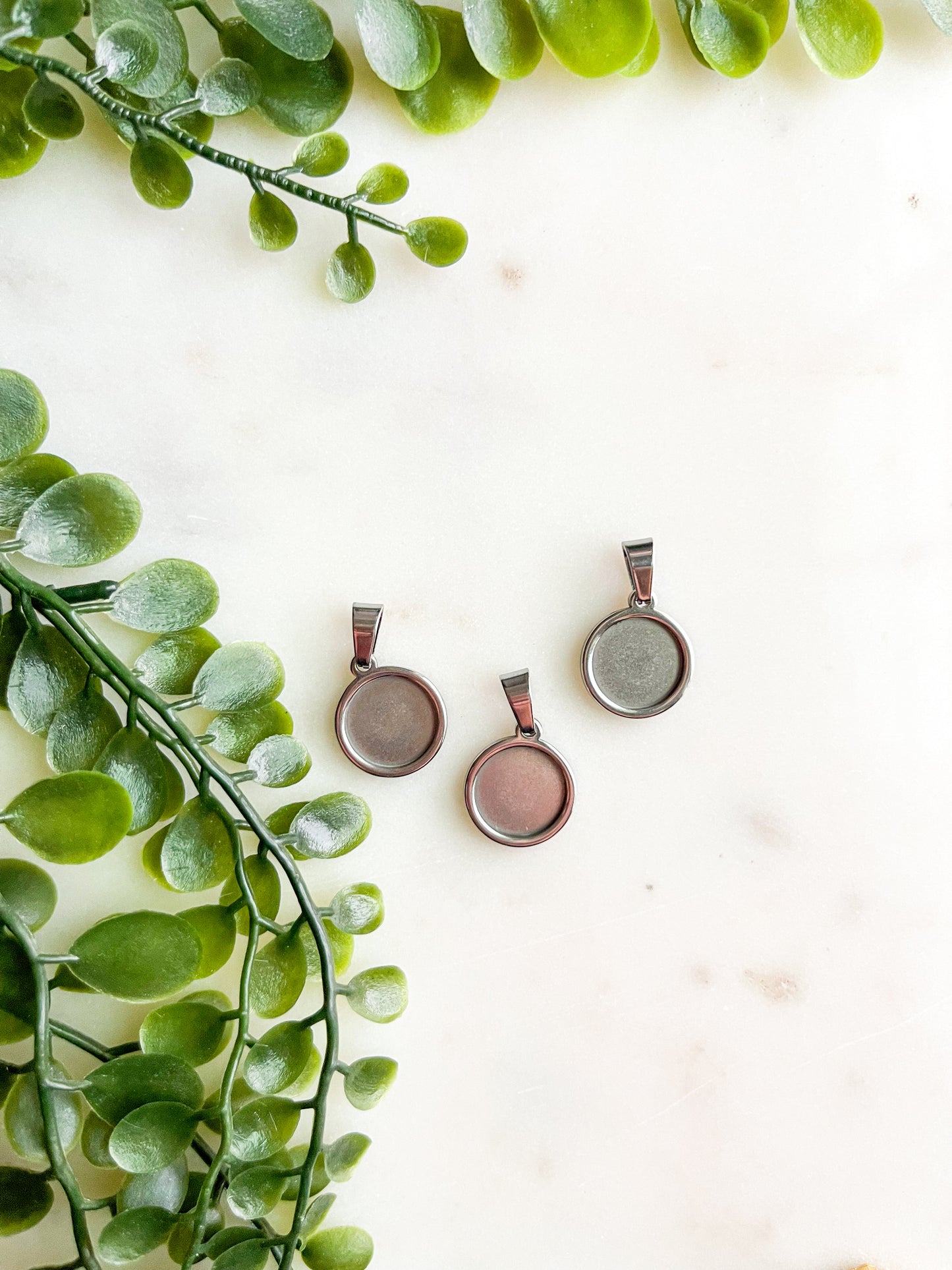 Stainless Steel 12mm Round Bezel Pendants
