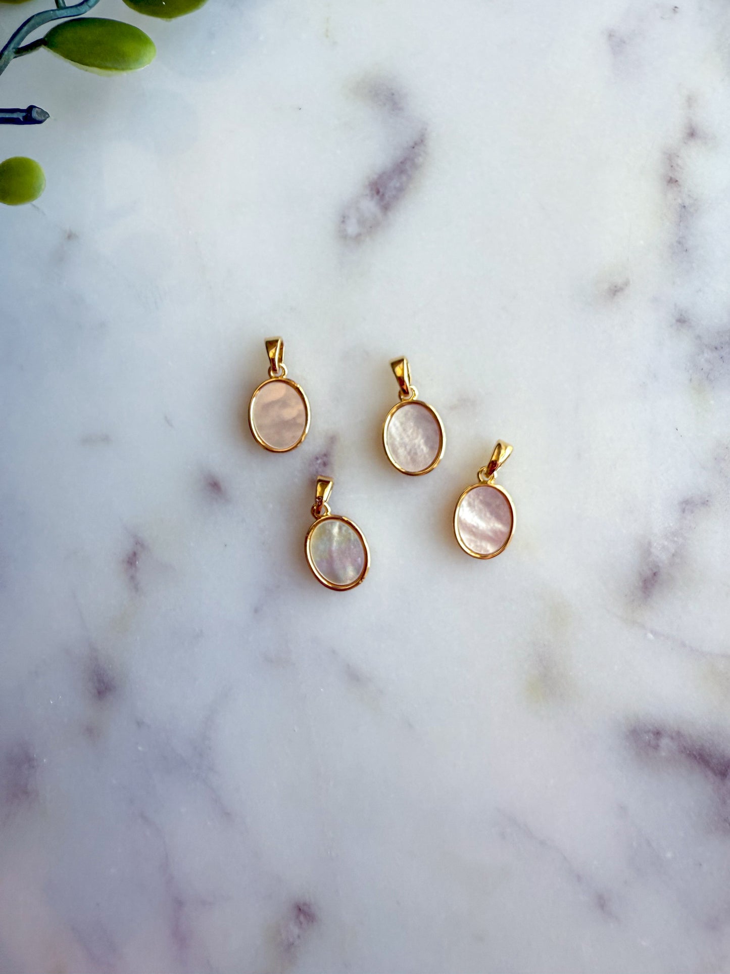 14K Gold Covered Brass 9x14mm Shell Oval Necklace Pendants