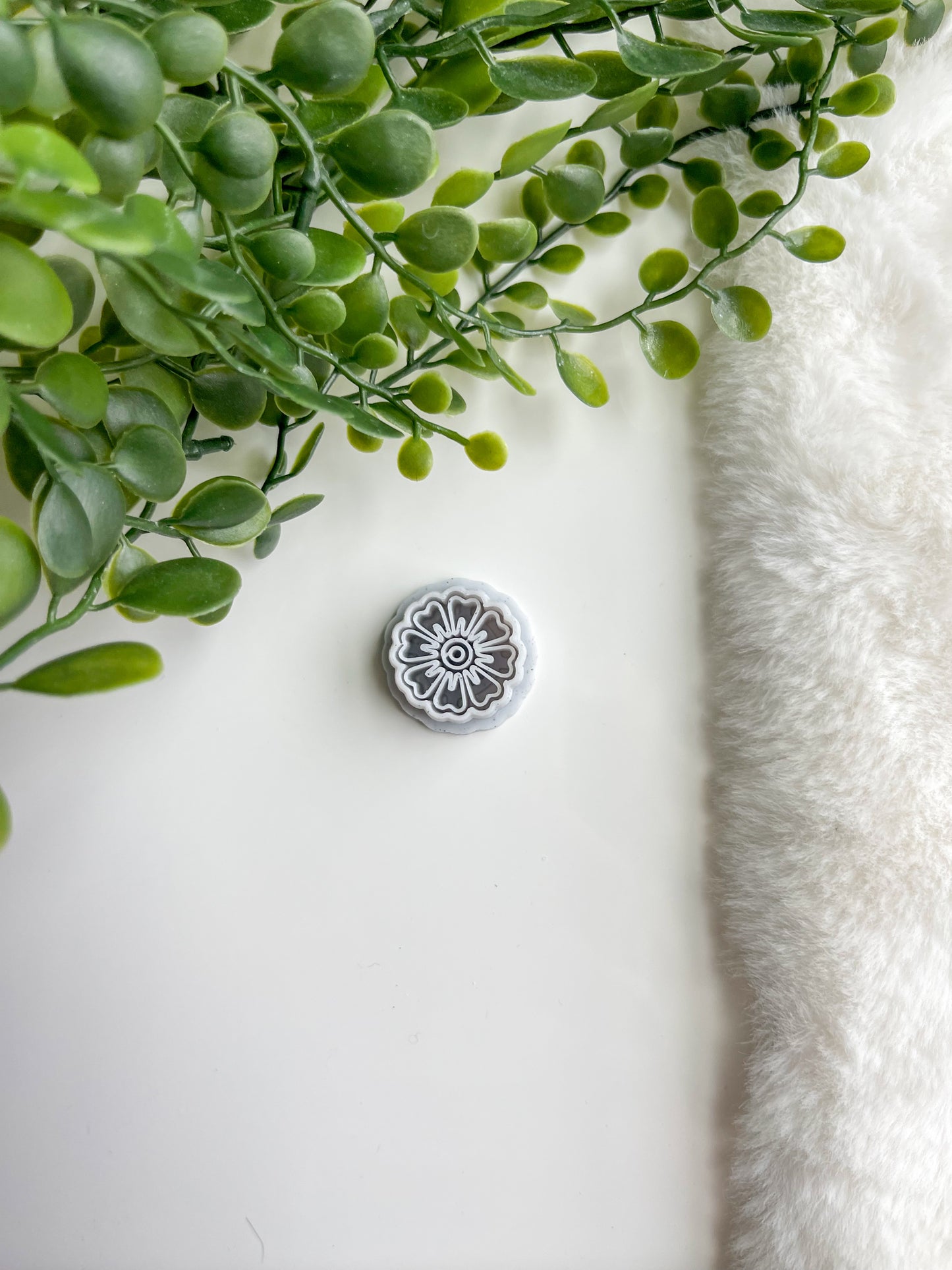 Detailed Smaller Flower Set