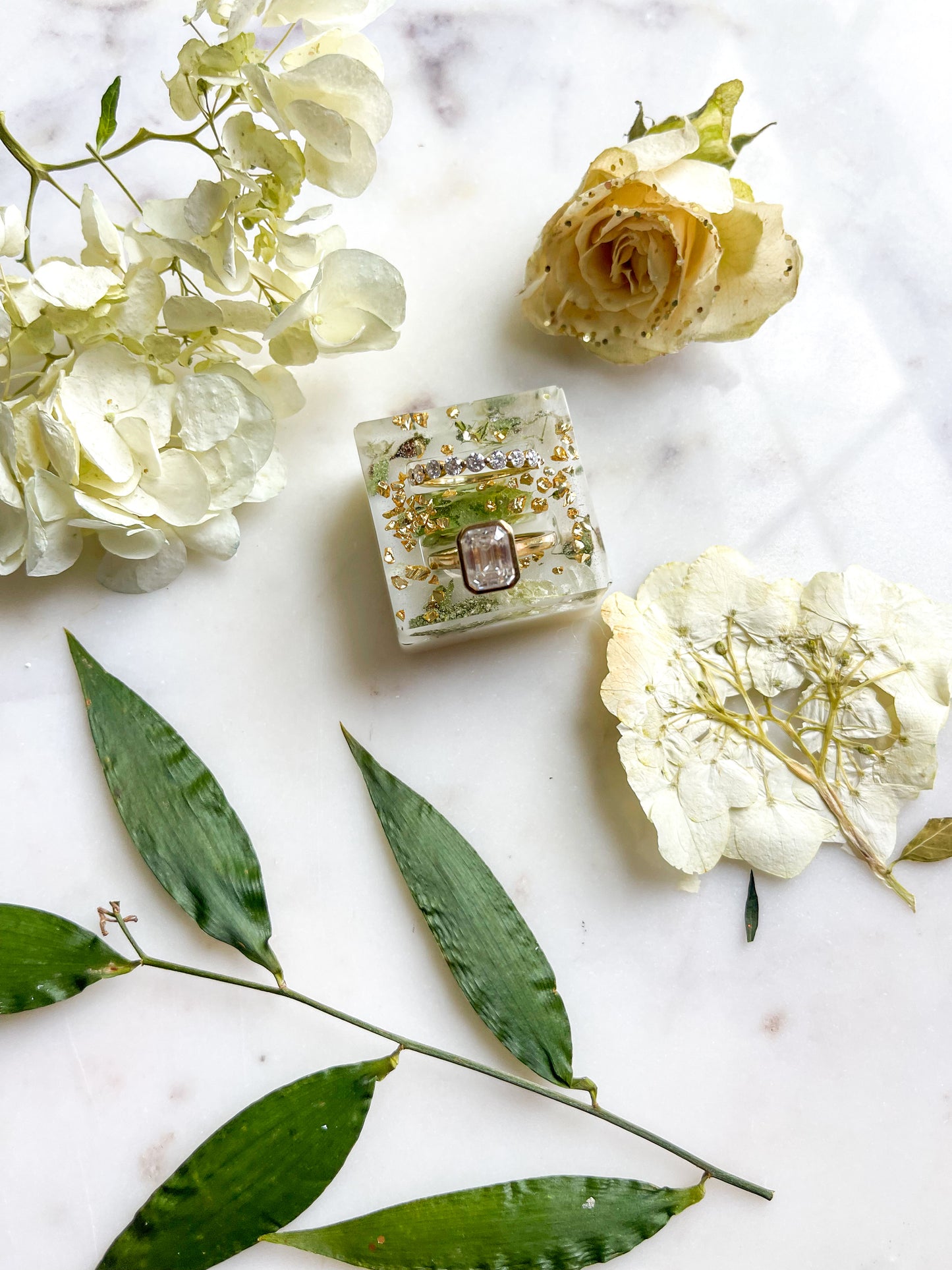 Resin Ring Holder
