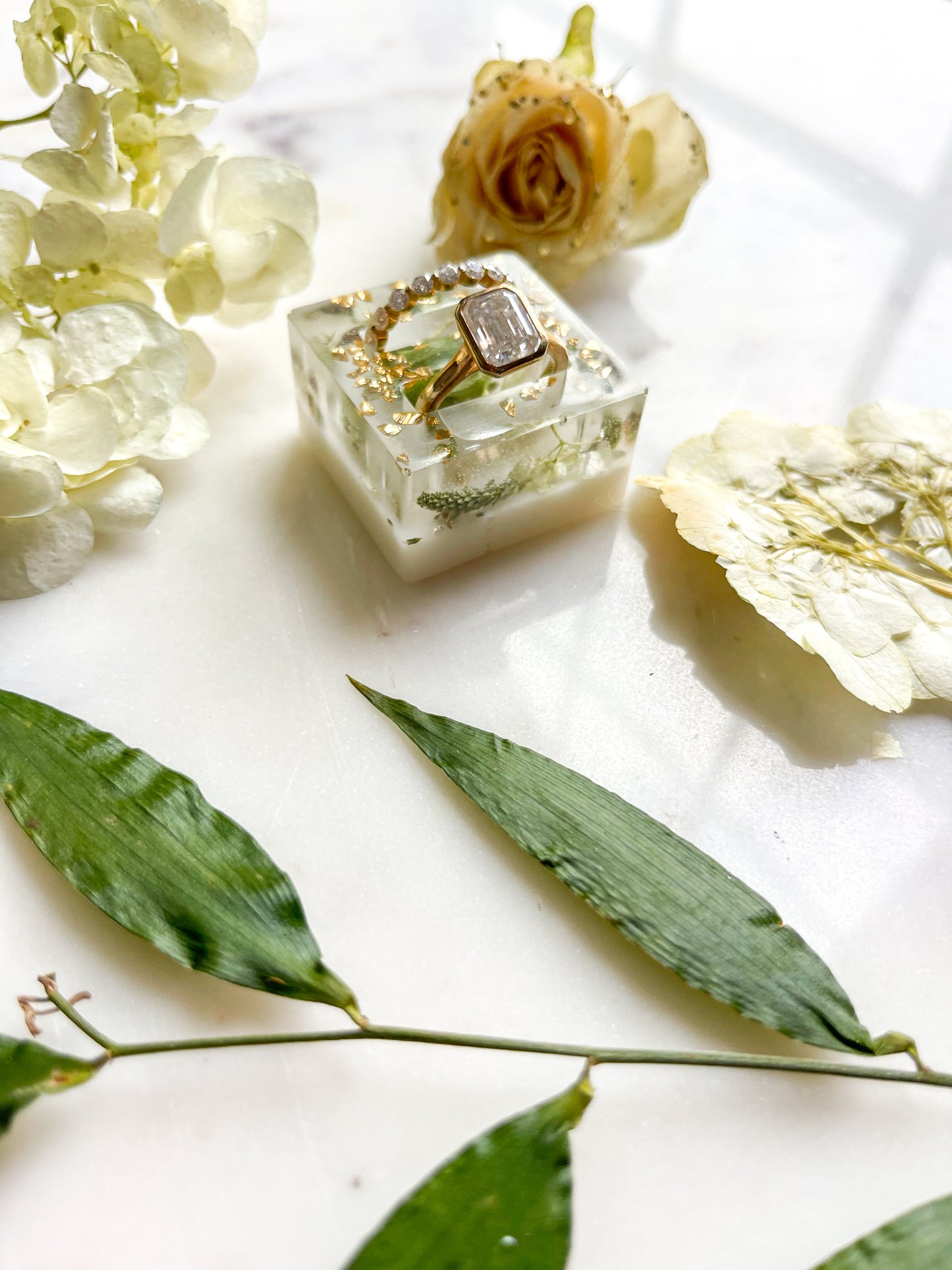 Resin Ring Holder