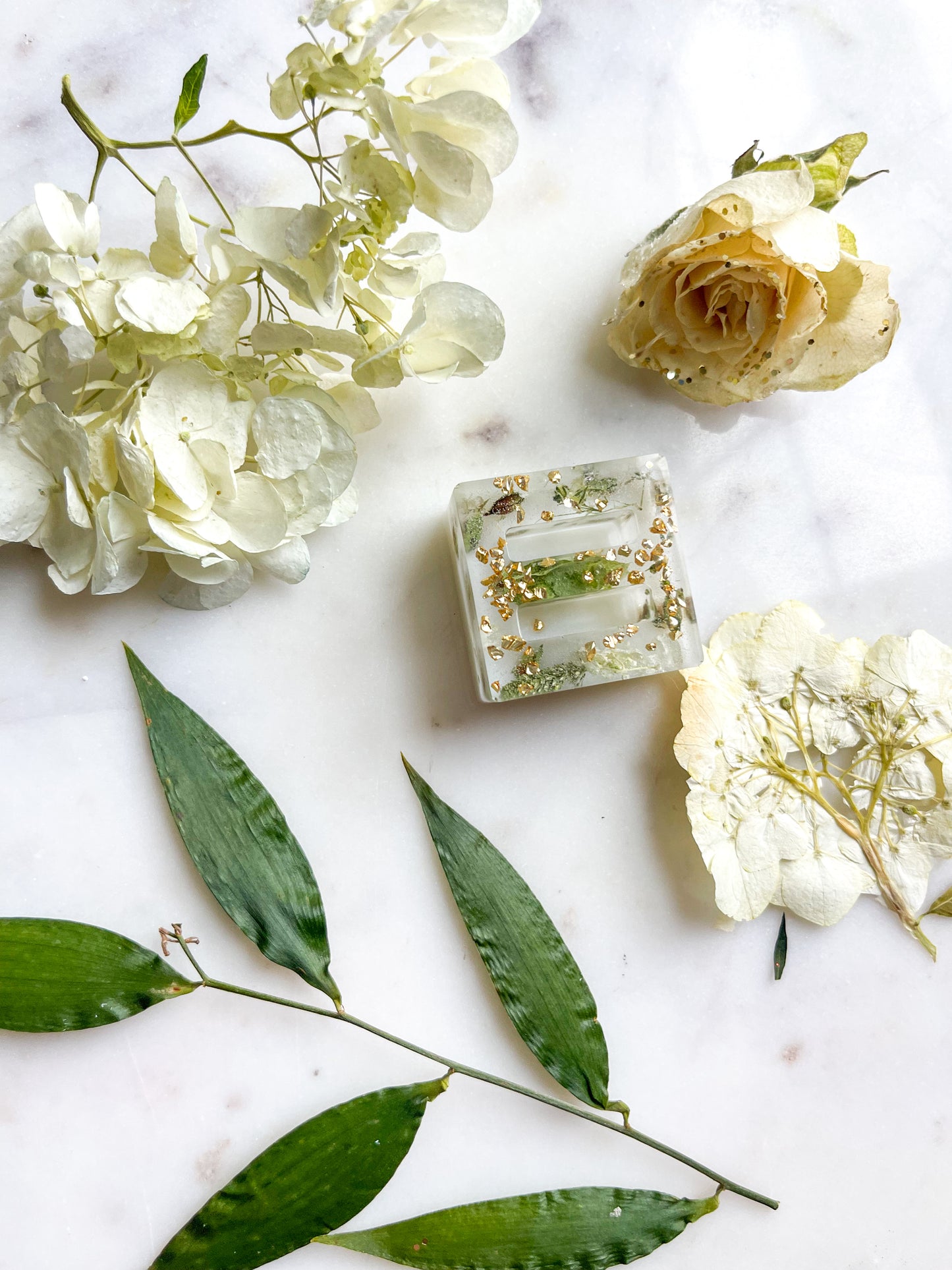 Resin Ring Holder