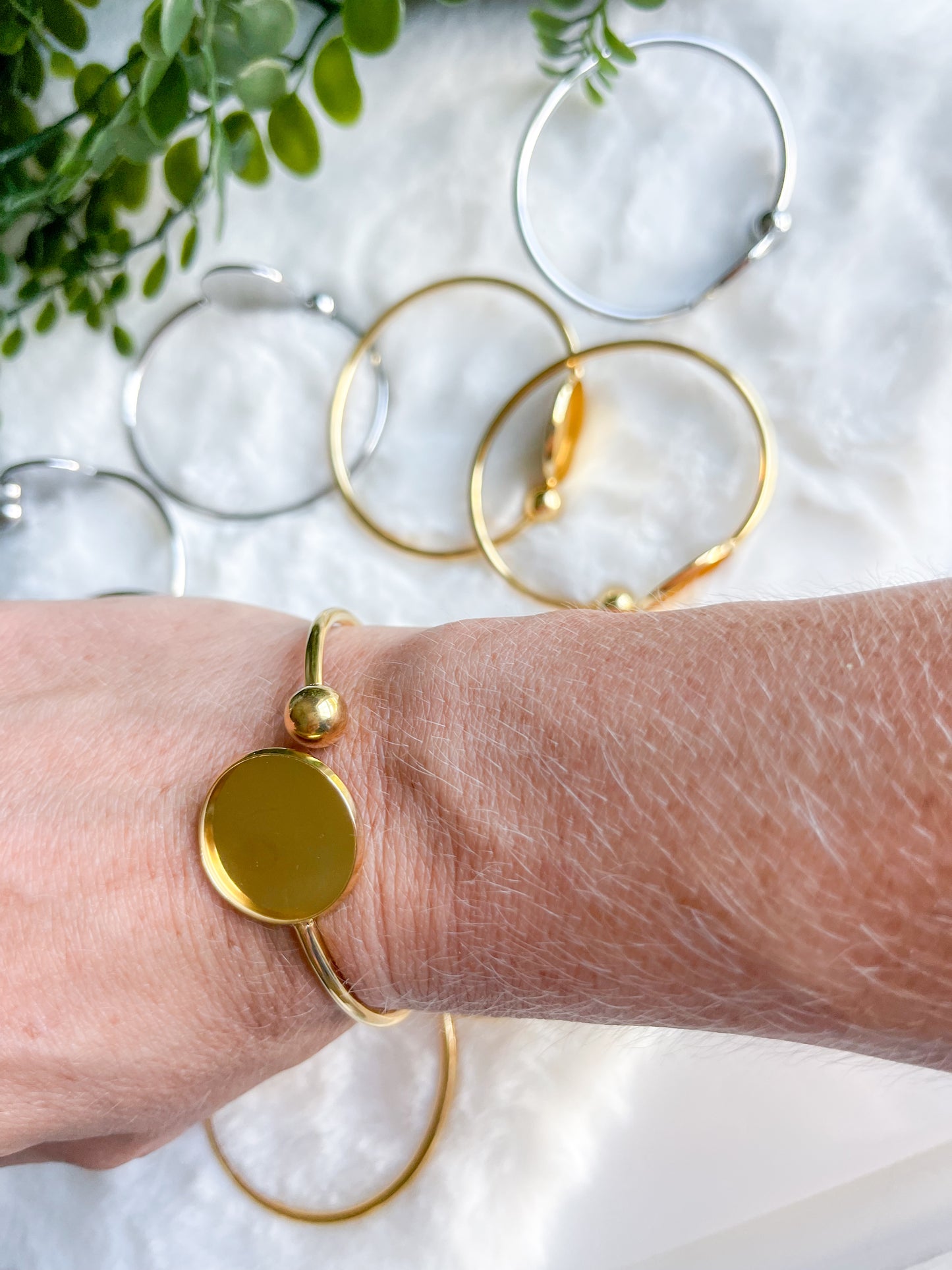 Cuff with 20mm Round Stone