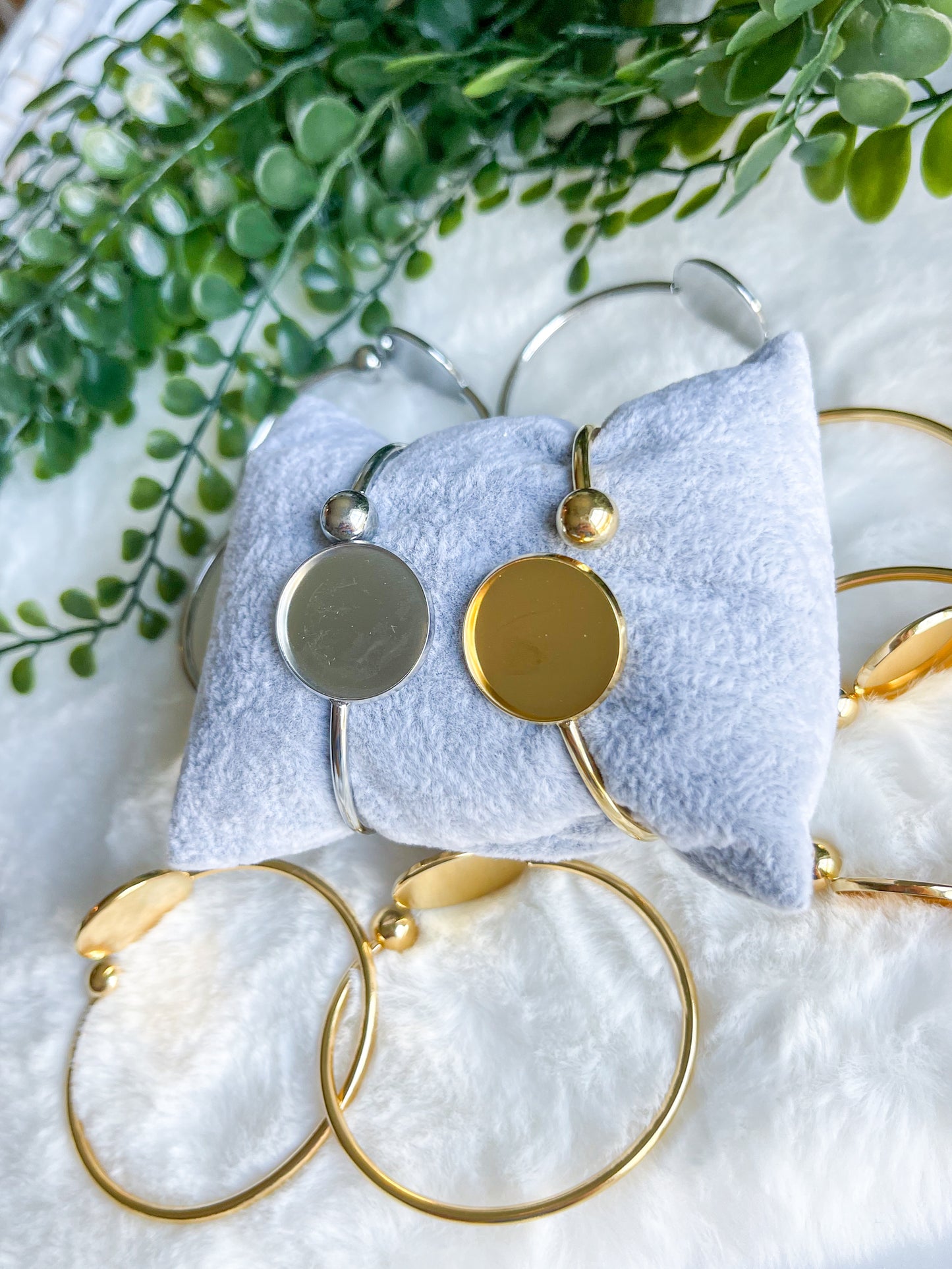 Cuff with 20mm Round Stone