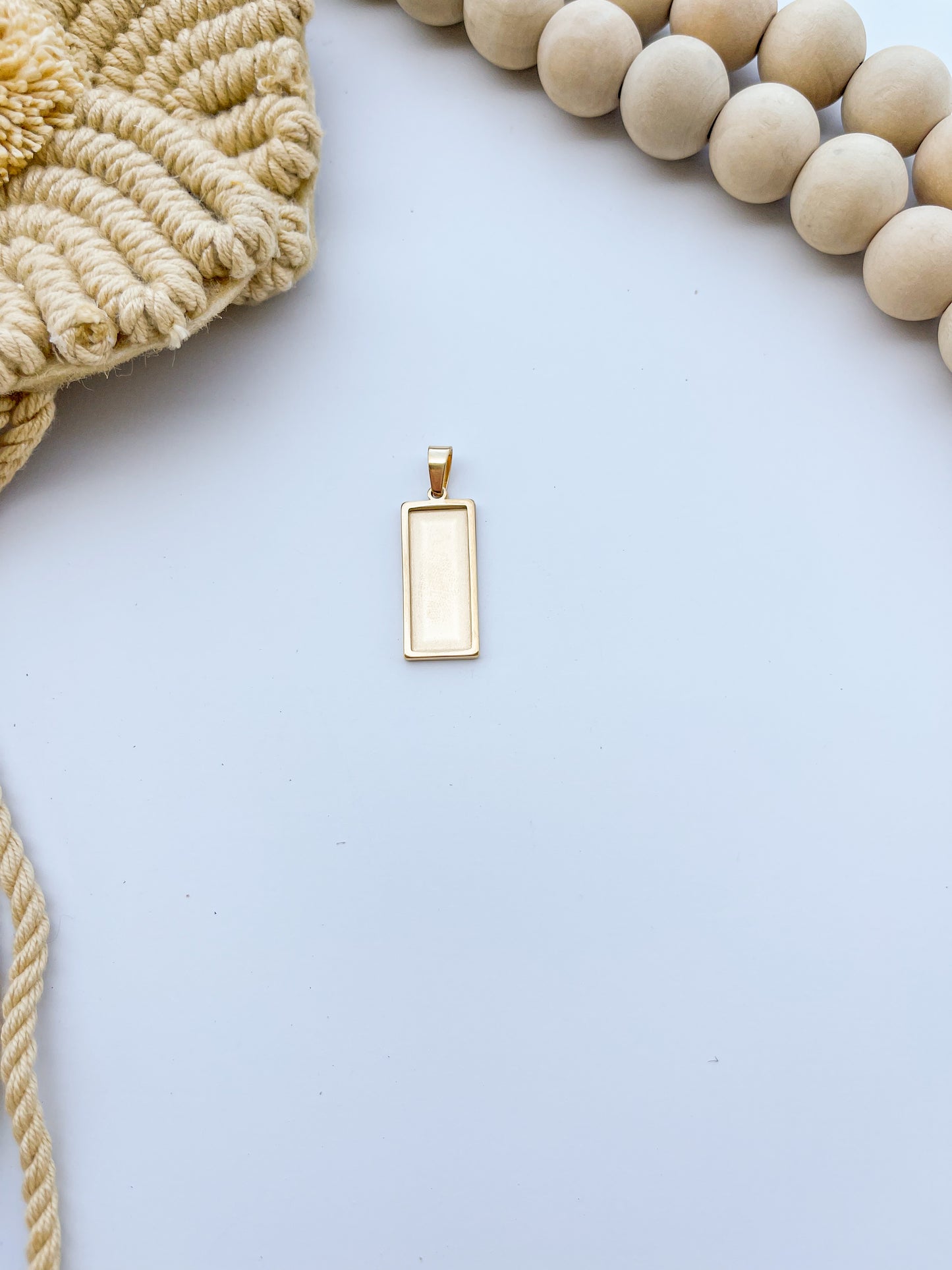 Necklace Bar & Reversible Round