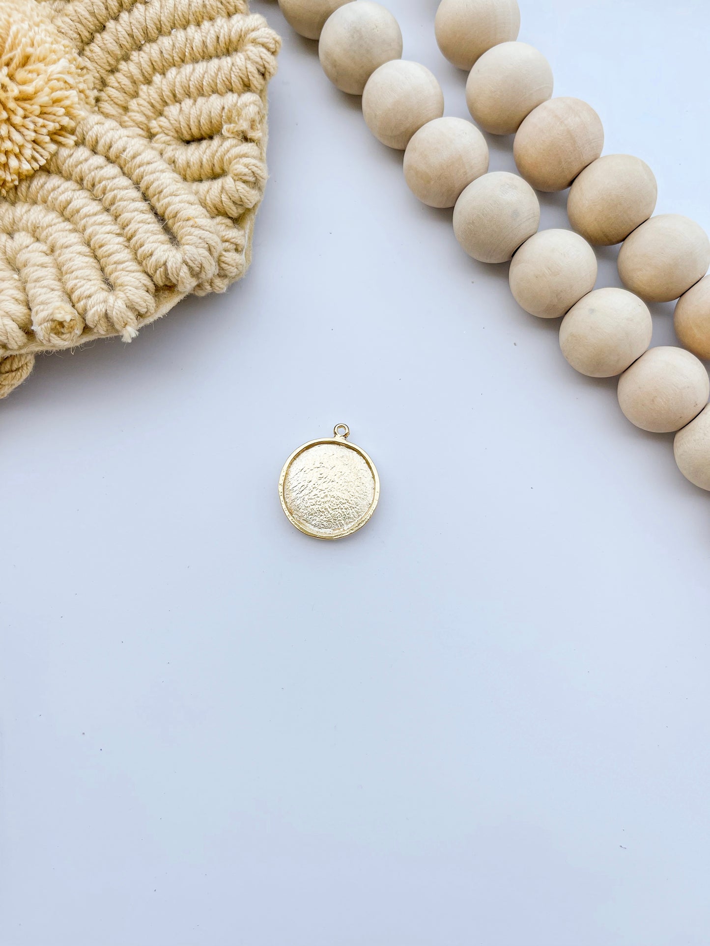 Necklace Bar & Reversible Round