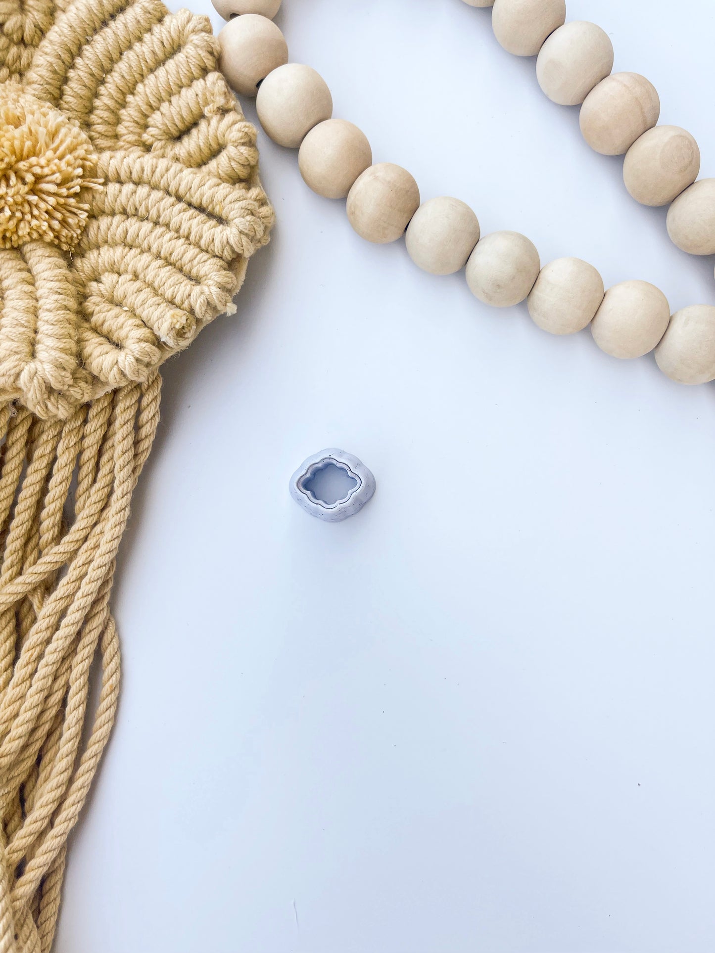 Thin Line Scallop