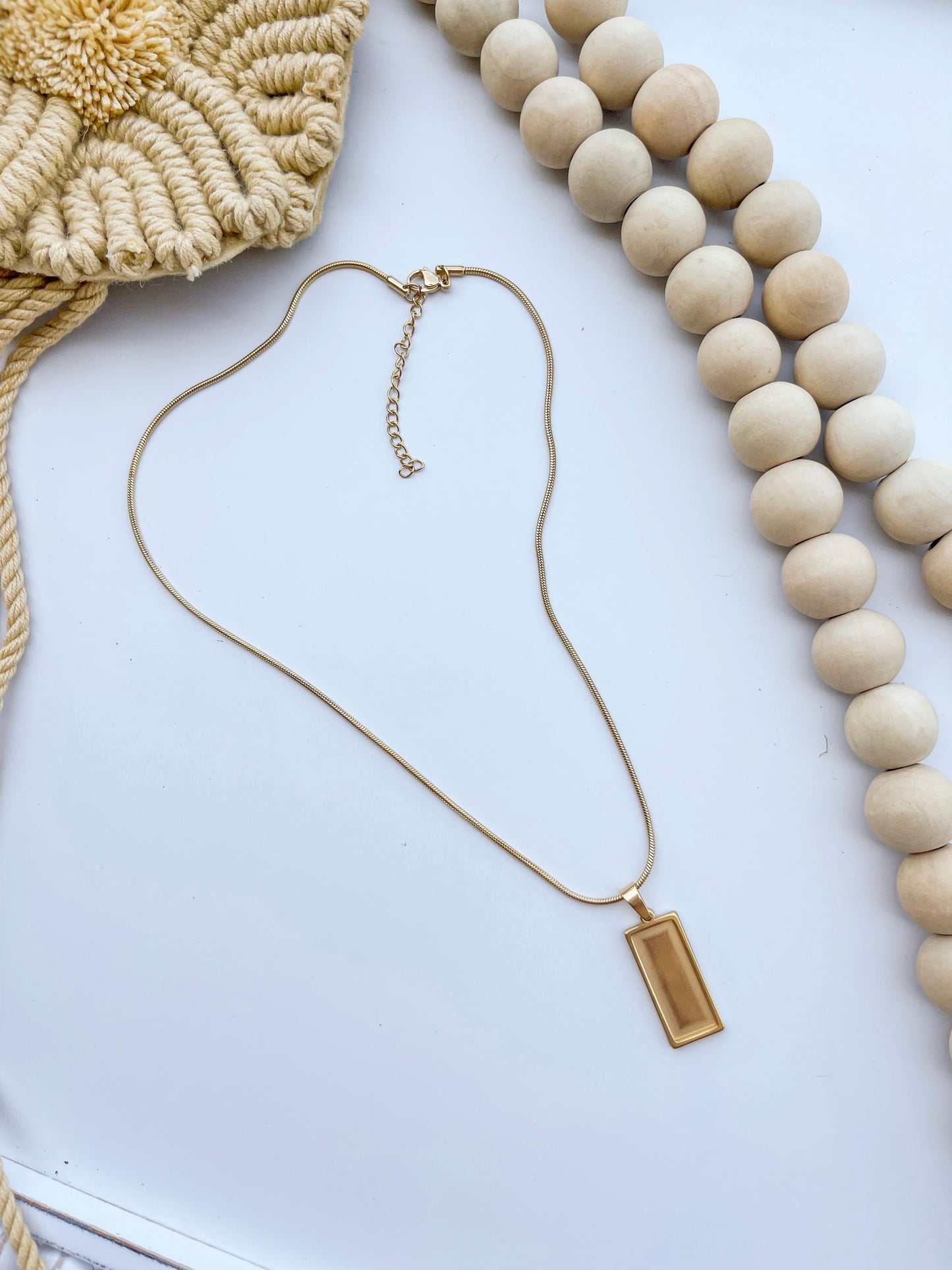 Necklace Bar & Reversible Round