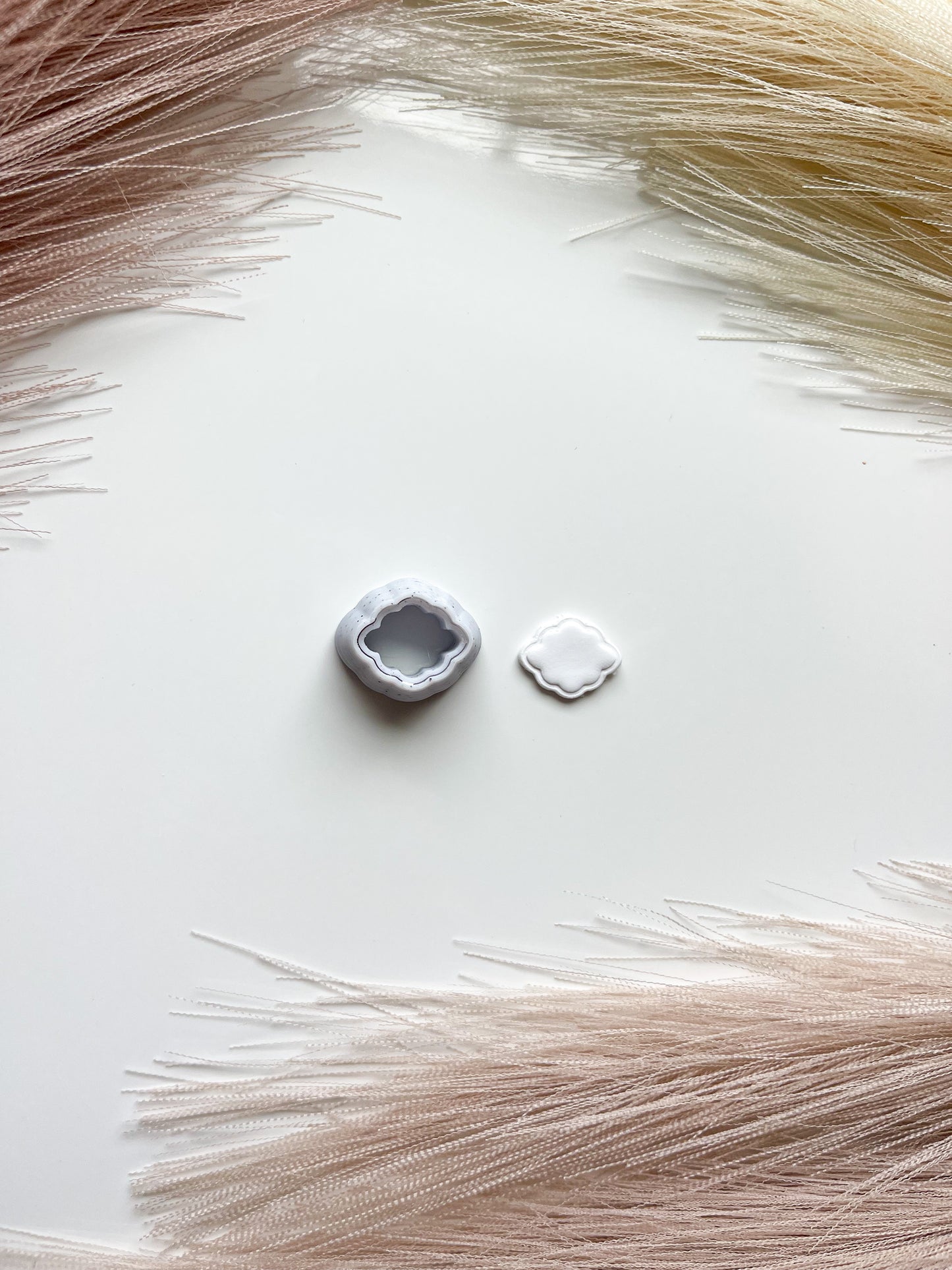 Thin Line Scallop