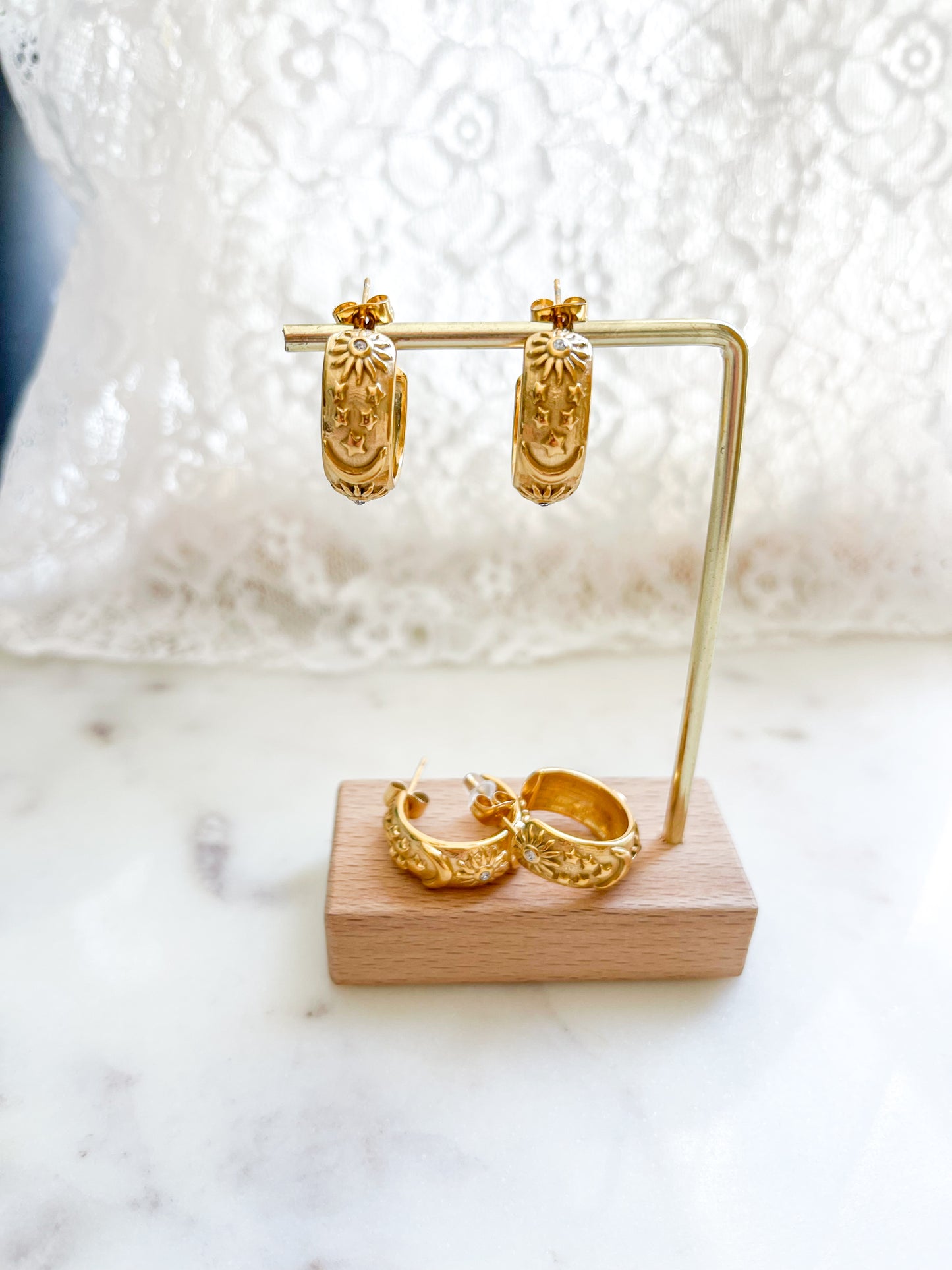 Gold Detailed Cuff Hoop Earring