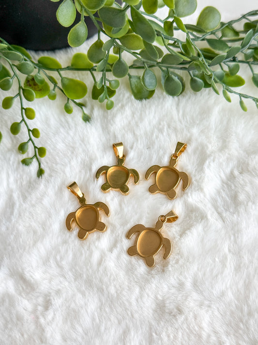 Sea Turtle Charm 11x13mm